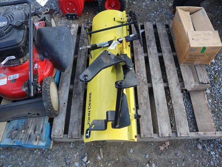 john-deere-44in-snowplow-w/-model-#44-front-blade-image-3