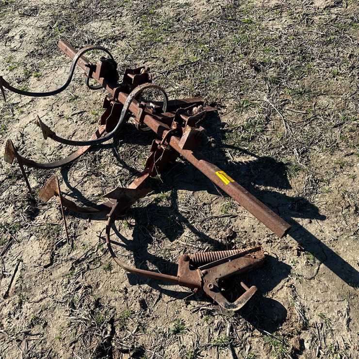 #35272 • 6' Cultivator