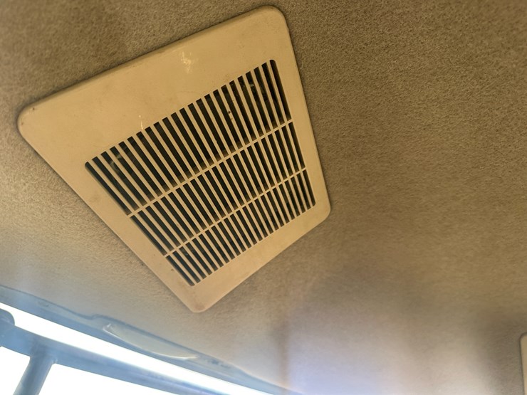 1998-john-deere-8400-image-57