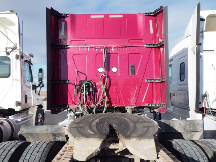 2016-international-prostar-image-14