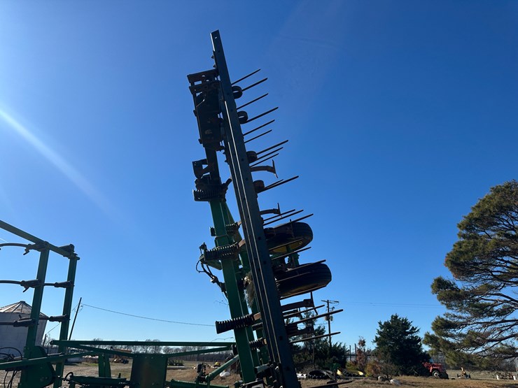 john-deere-27-image-24