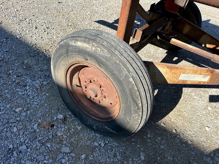 #35811-•-22'-header-wagon-image-12