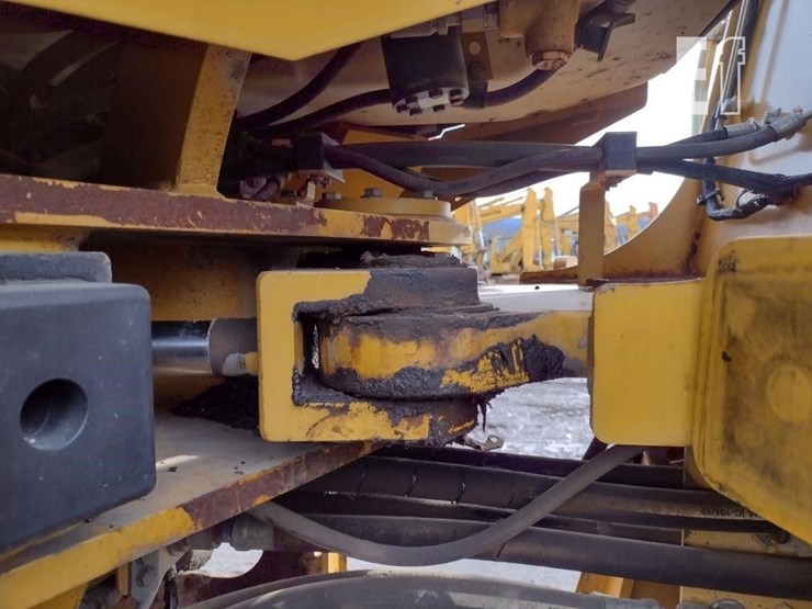 2006-caterpillar-930g-image-27