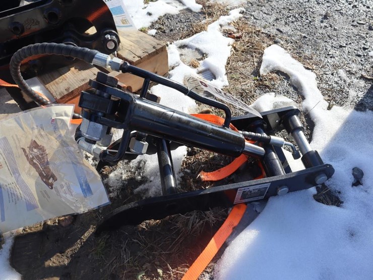 sdlanch-hyd-thumb-grapple-image-2