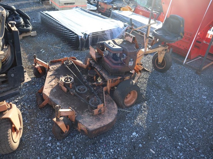 3-wheel-skag-riding-mower-non-running-image-4