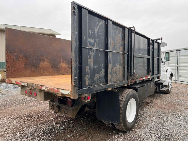 2008-ford-f650-xl-image-11