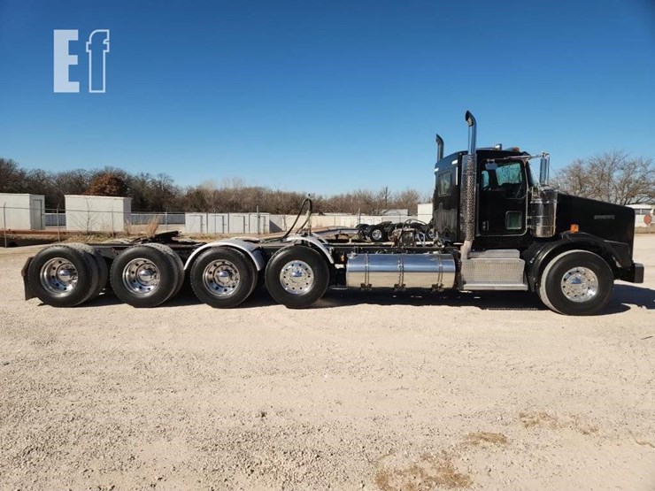 2012-kenworth-t800-image-3