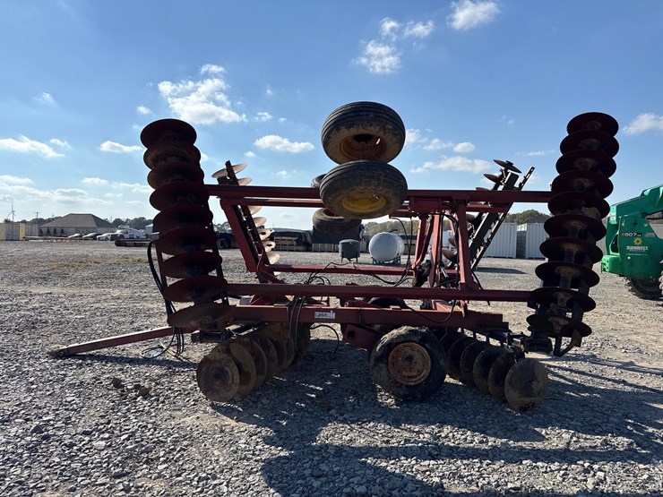 international-496-image-6