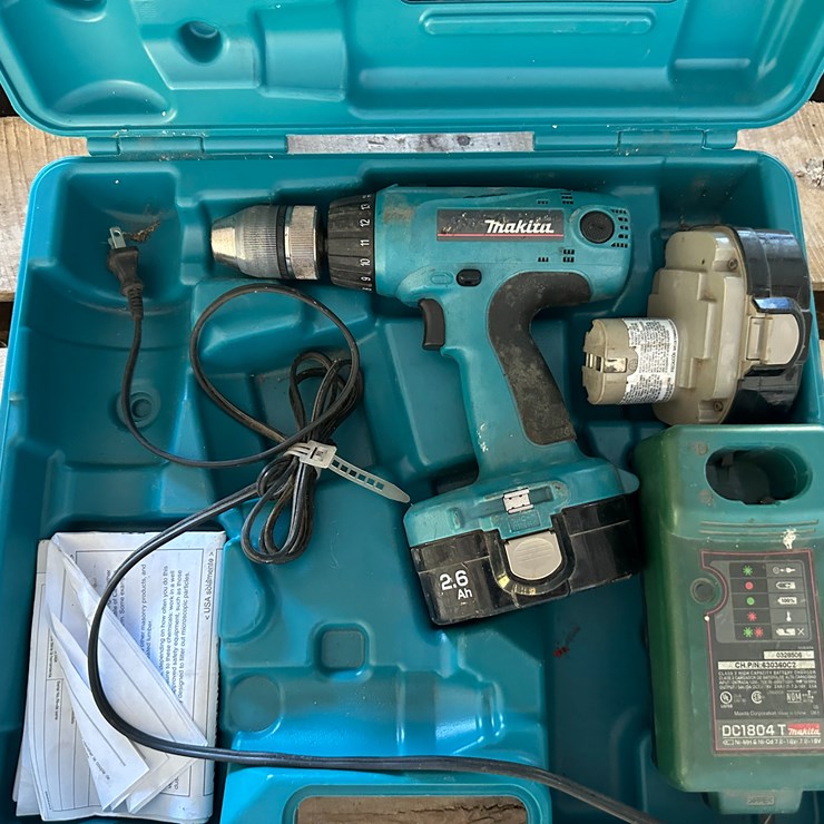 #35874 • Makita Drill, Battery, and Charger