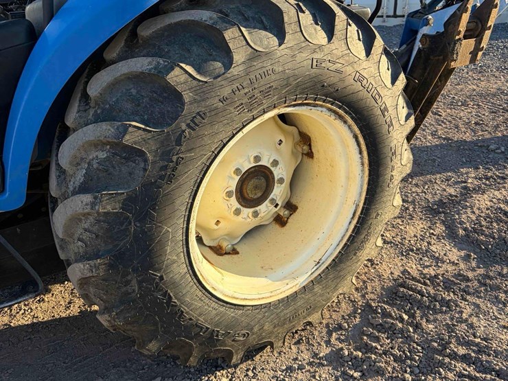 new-holland-tc35d-image-8