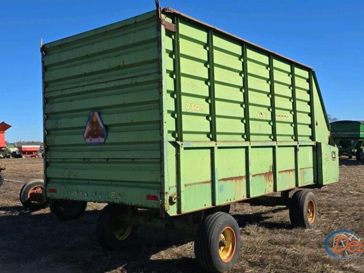 john-deere-714a-image-6