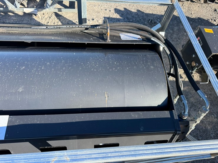 #2061-•-unused-jct-6'-skid-steer-vibratory-rollerinv#-36017-image-7