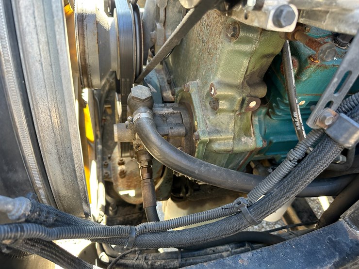 1998-volvo-vn-image-44