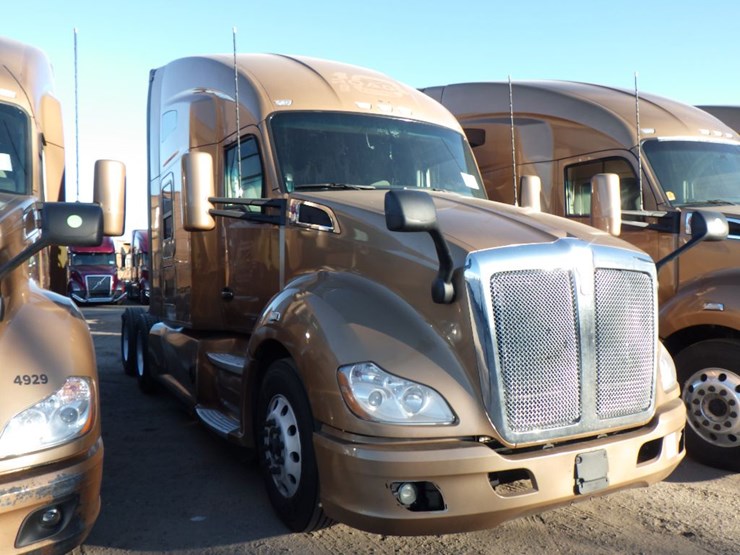 2022-kenworth-t680-image-4