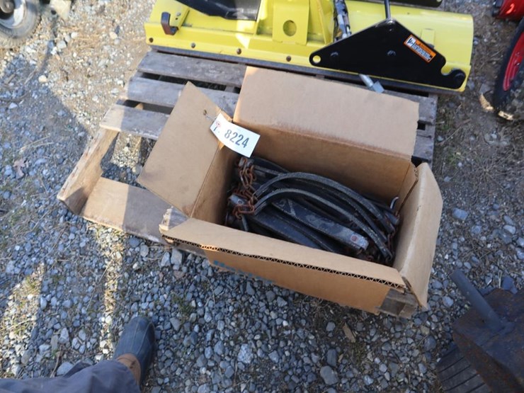 lawn-tractor-20x10-tire-chains-image-3