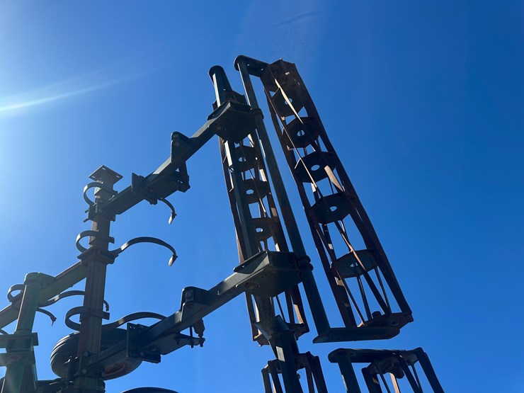 john-deere-42-image-24