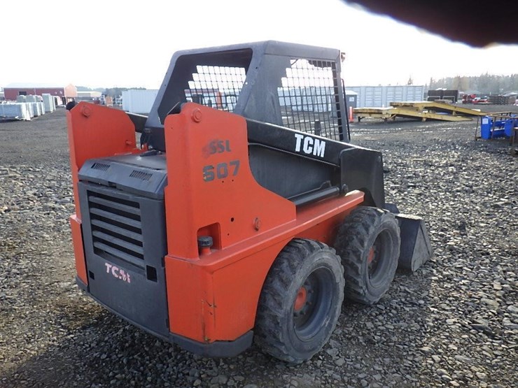 tcm-607-skid-steer-loader-image-5