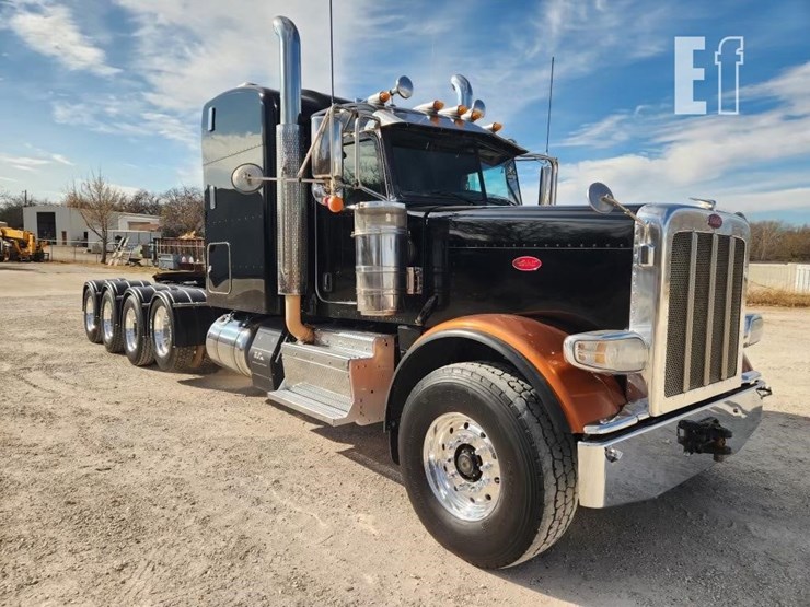 2016-peterbilt-389-image-1