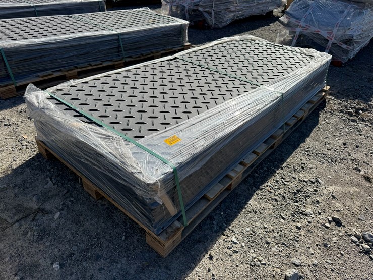 #33665-•-lot-of-ground-protection-mats-image-4
