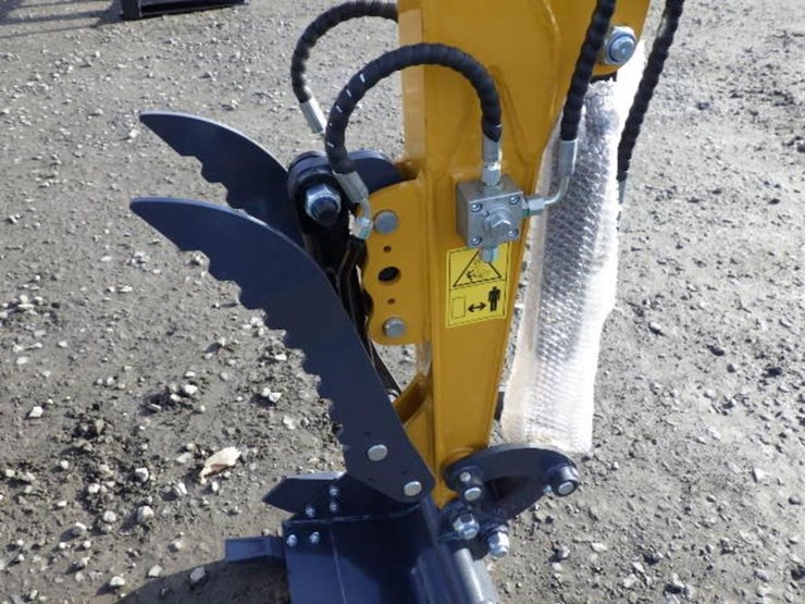 2025-cfg-qk18r-hydraulic-excavator-image-13