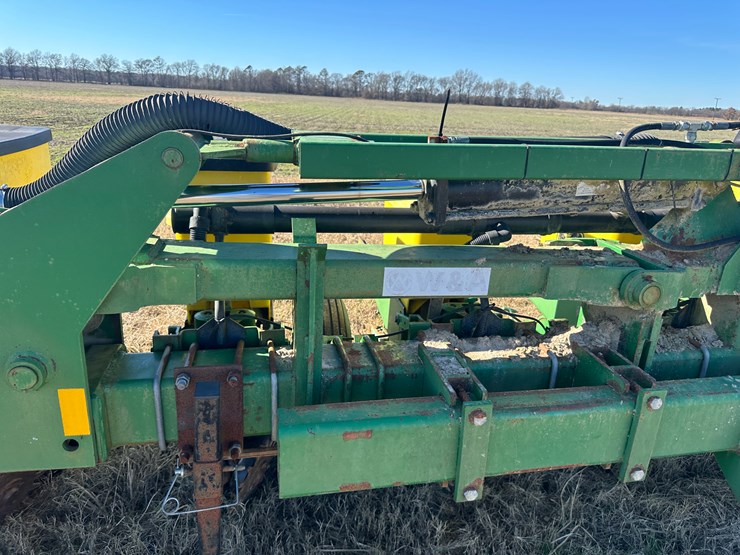 35257-john-deere-12-image-52