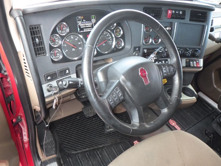 2020-kenworth-t680-image-20