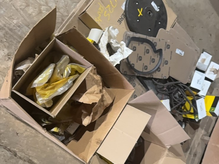 john-deere-1725-image-17