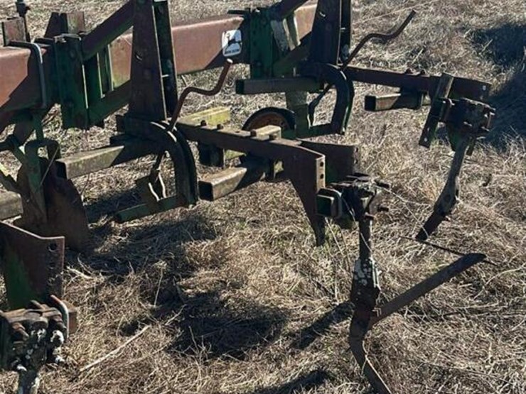 john-deere-825-image-9