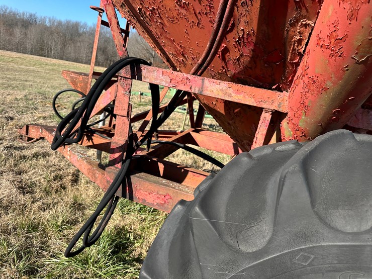 #35837-•-grain-cart-image-16