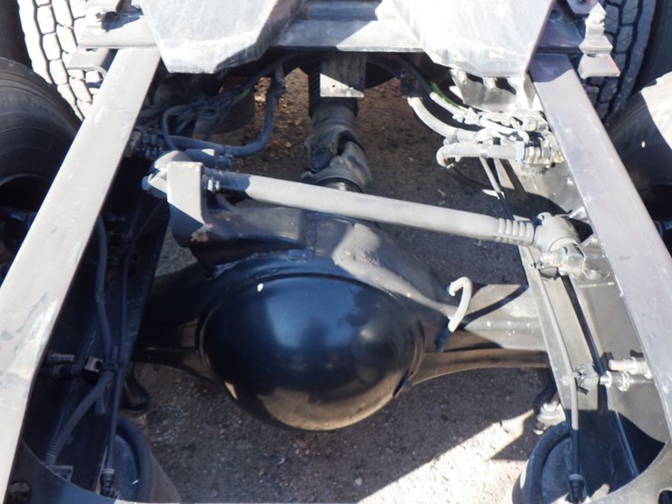 2017-international-prostar-image-10