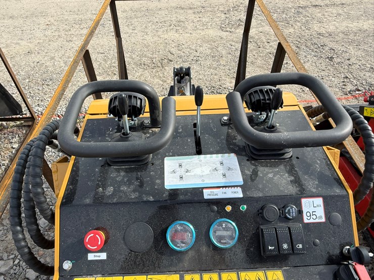 #85-•-unused-agt-mx-mrt14-stand-on-skid-steer-loader-mxmrt142025000992-inv#-35729-image-25