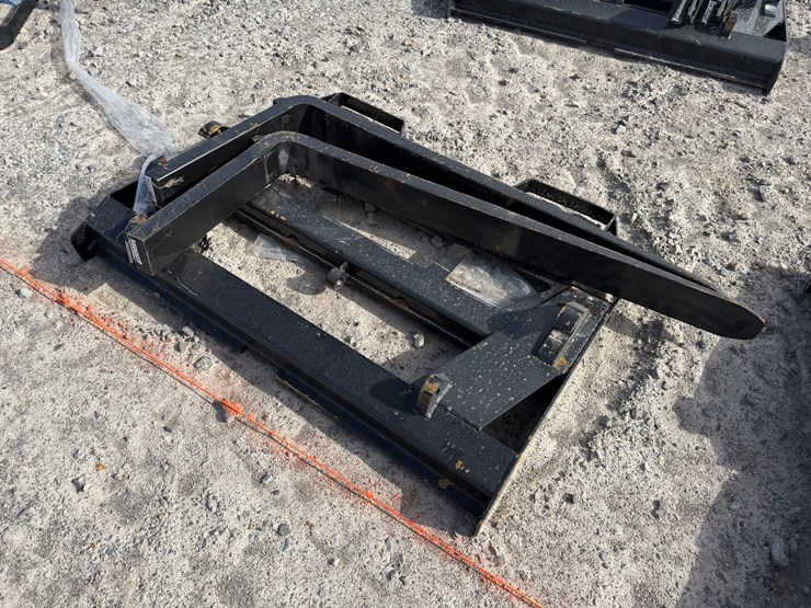 #22781-•-unused-agt-isocpf48-6600-ff-48"-wheel-loader-forks-image-4