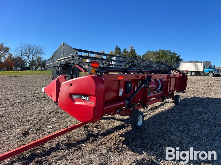 2011-case-ih-3020-image-7