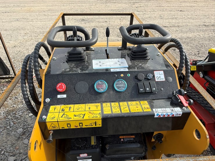 #85-•-unused-agt-mx-mrt14-stand-on-skid-steer-loader-mxmrt142025000992-inv#-35729-image-22