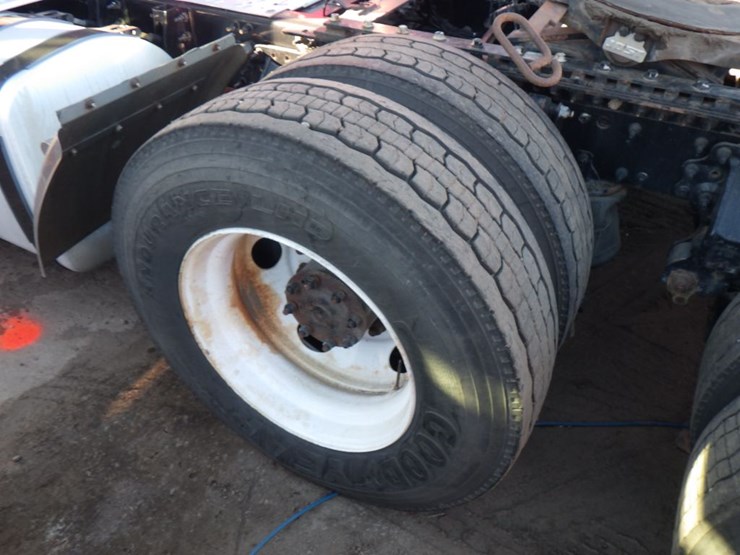 2020-mack-an64t-image-11