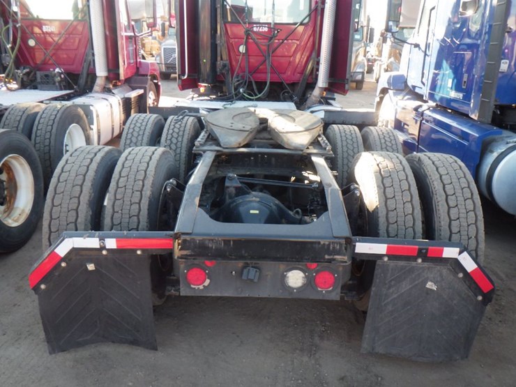 2020-mack-an64t-image-7