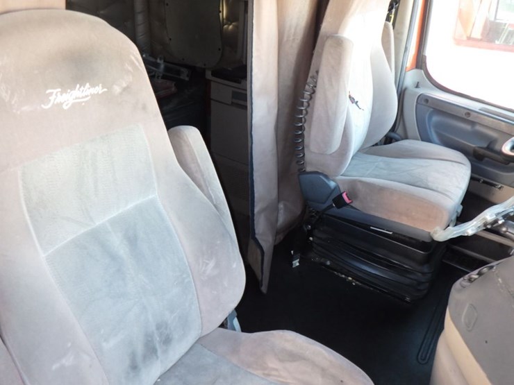 2017-freightliner-cascadia-125-evolution-image-4