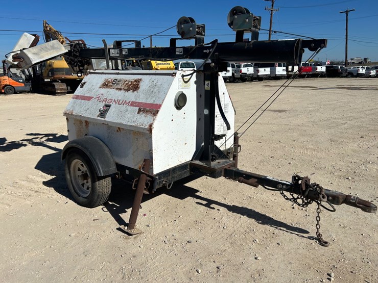 magnum-unknown-image-2