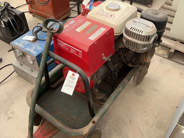 honda-portable-generator-on-wagon-image-2
