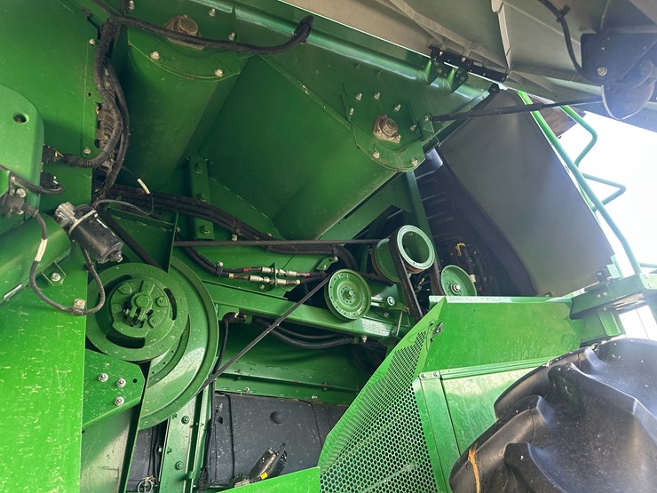 2018-john-deere-s780-image-70