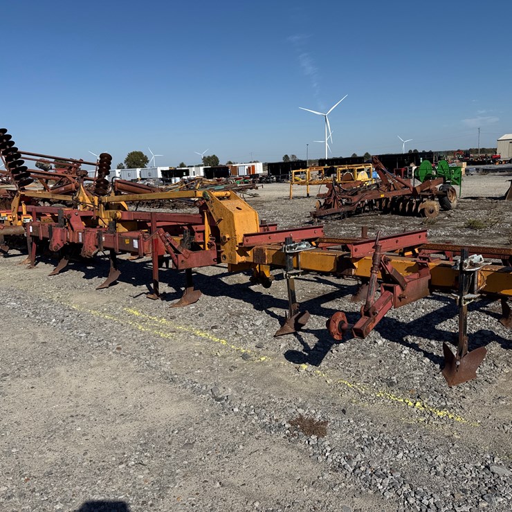 #388 • W&A ~38’ Do-All LB151 INV#28384