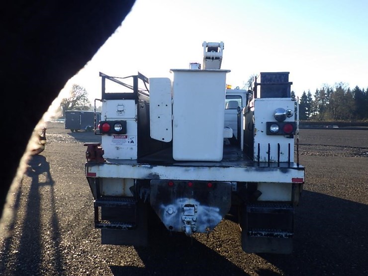 1997-freightliner-fl70-image-6