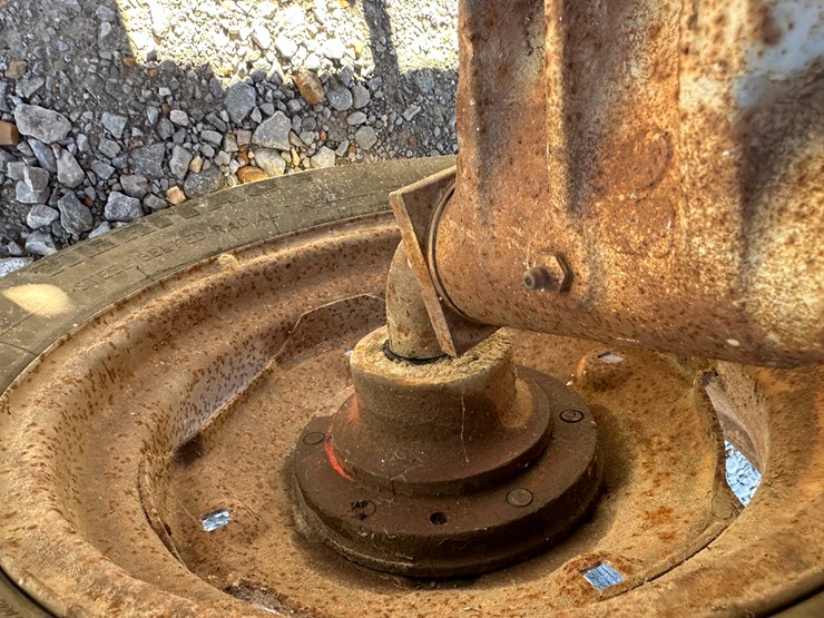 #35811-•-22'-header-wagon-image-9