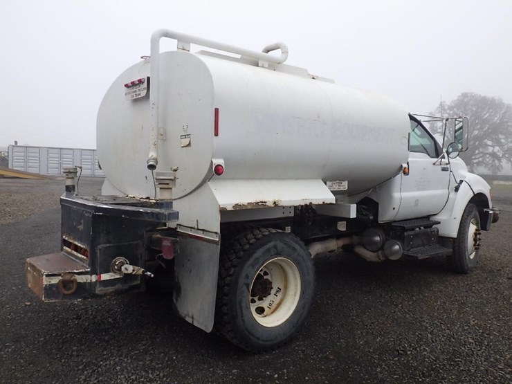 2015-ford-f750-image-5