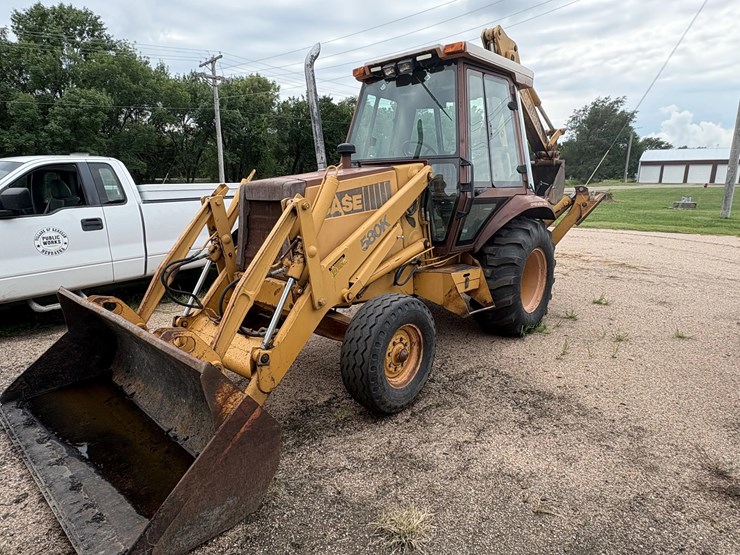 1989-case-ih-580k-image-4