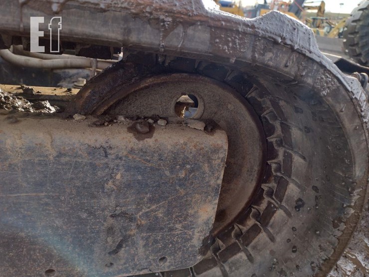 2017-kubota-kx040-4-image-41