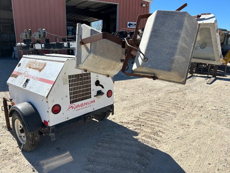 magnum-unknown-image-4