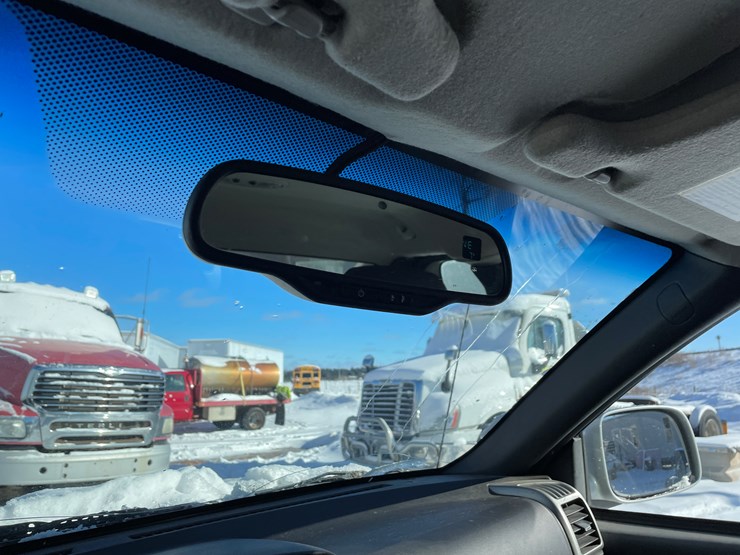 2012-chevrolet-colorado-image-30