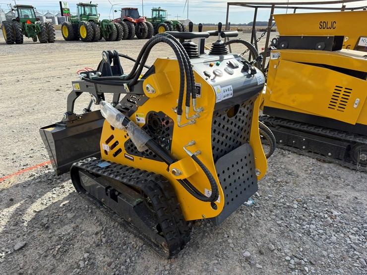 #87-•-unused-sdlanch-sdl60-stand-on-skid-steer-loader-a2510206404-inv#-35040-image-3