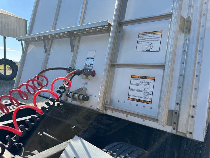 2006-merritt-hopper-image-48